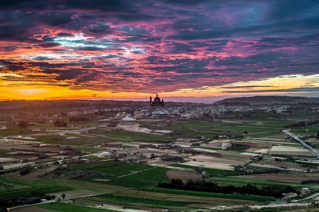 Twilight Holiday Home Għasri Exteriör bild